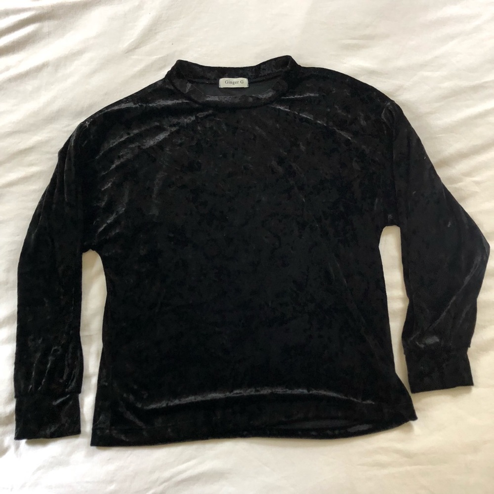 Black Velvet Puff Sleeve Top